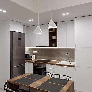 https://blu-marrone-suites-free-parking.hotelschalkidiki.net